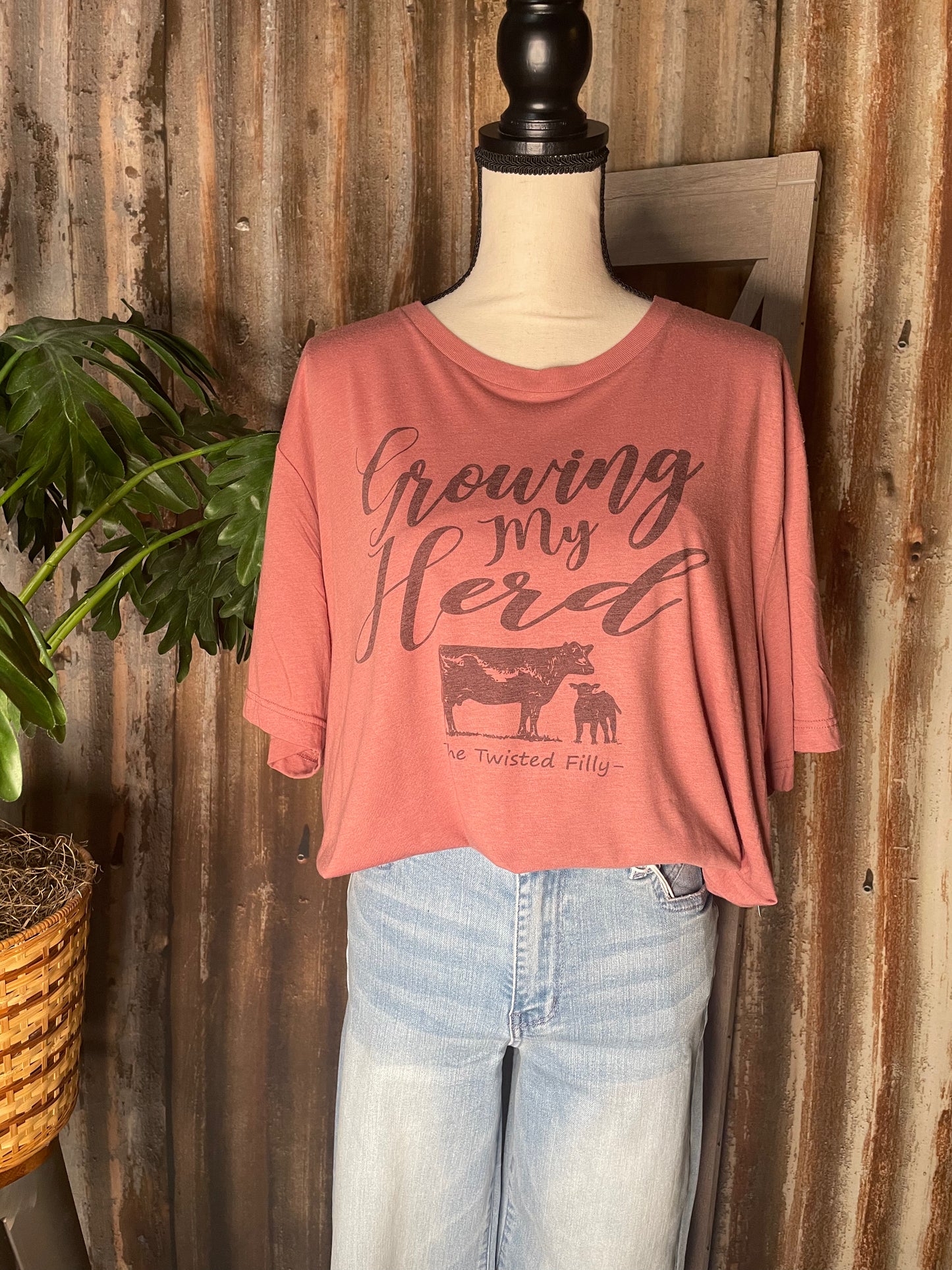 SHORT SLEEVE GRAPHIC DUSTY MAUVE T-SHIRT