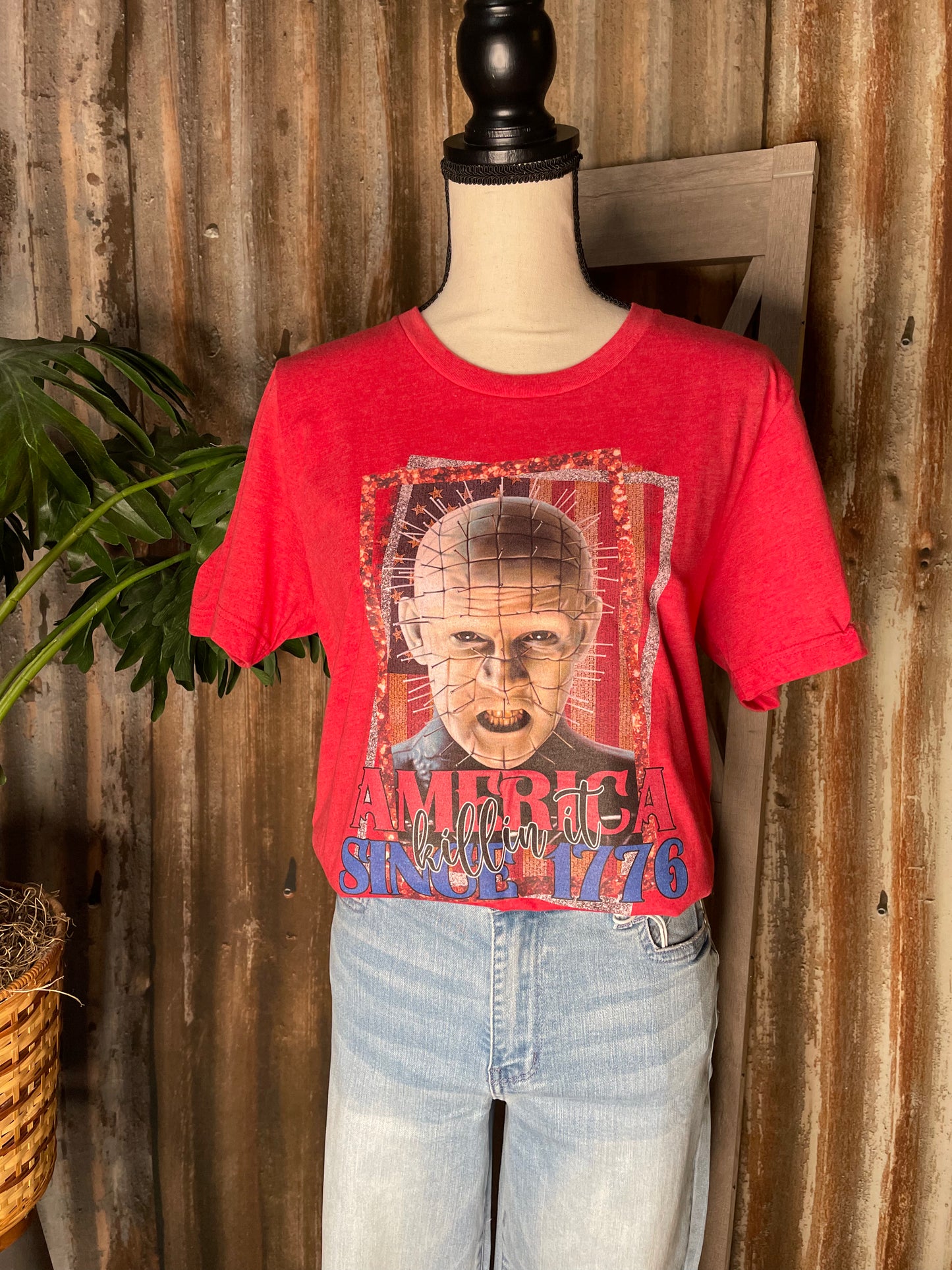SHORT SLEEVE GRAPHIC BRUSHED RED T-SHIRT