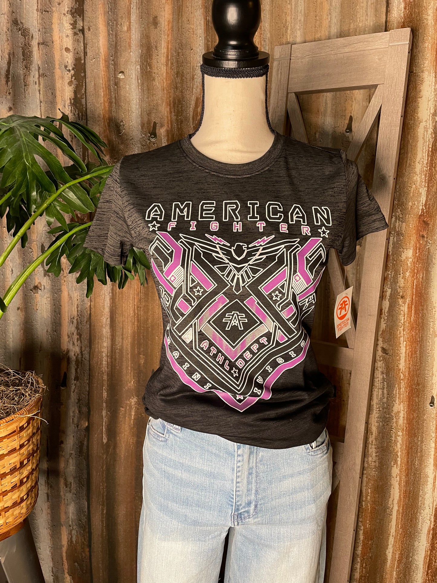 WOMENS SHORT SLEEVE GRAPHIC GRADIENT BLACK T-SHIRT