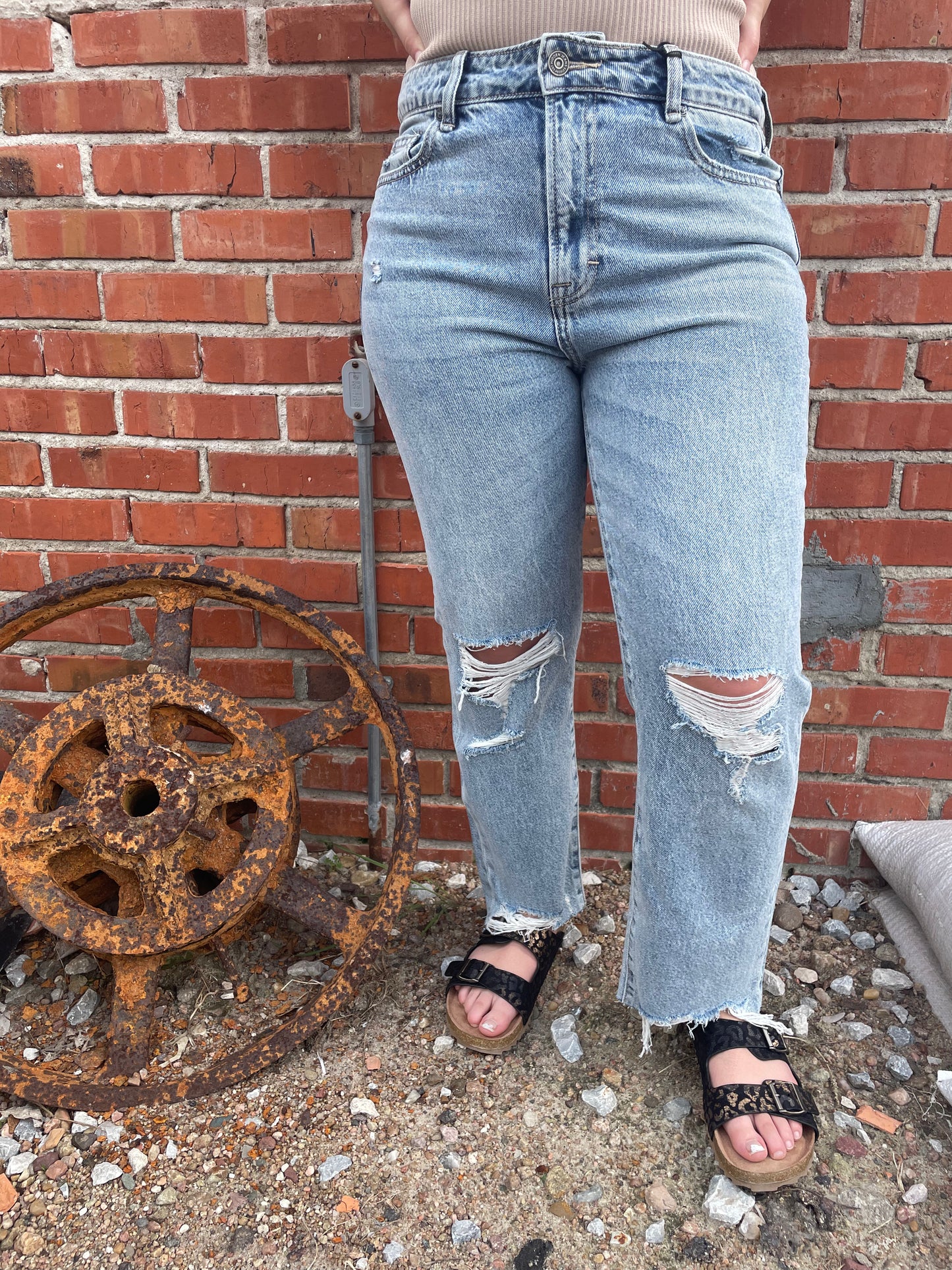 WOMENS DISTRESSED DENIM JEANS