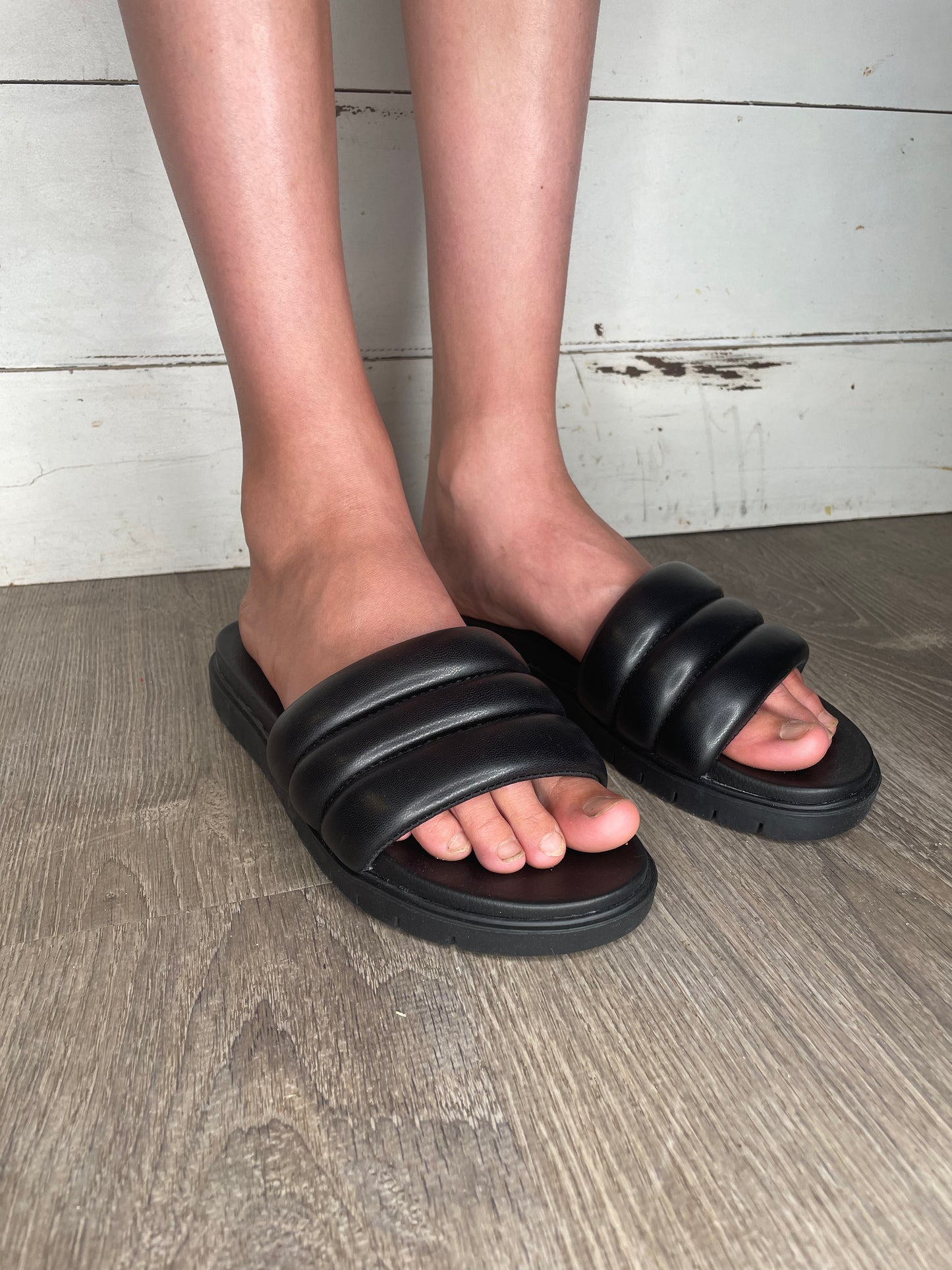 WOMENS BLACK PINK SLIP ON FOOTWEAR
