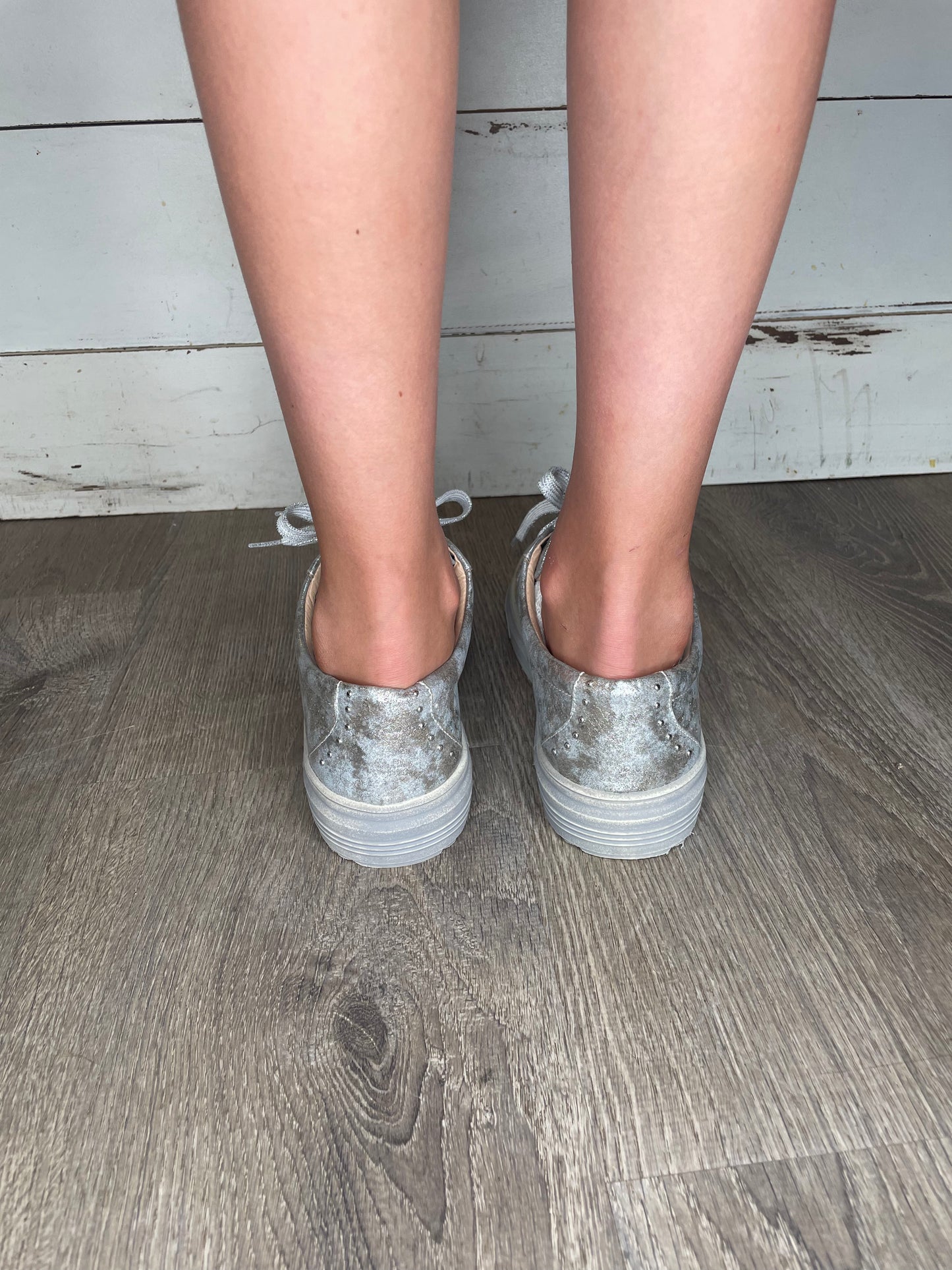 WOMENS SILVER METALLIC FOOTWEAR