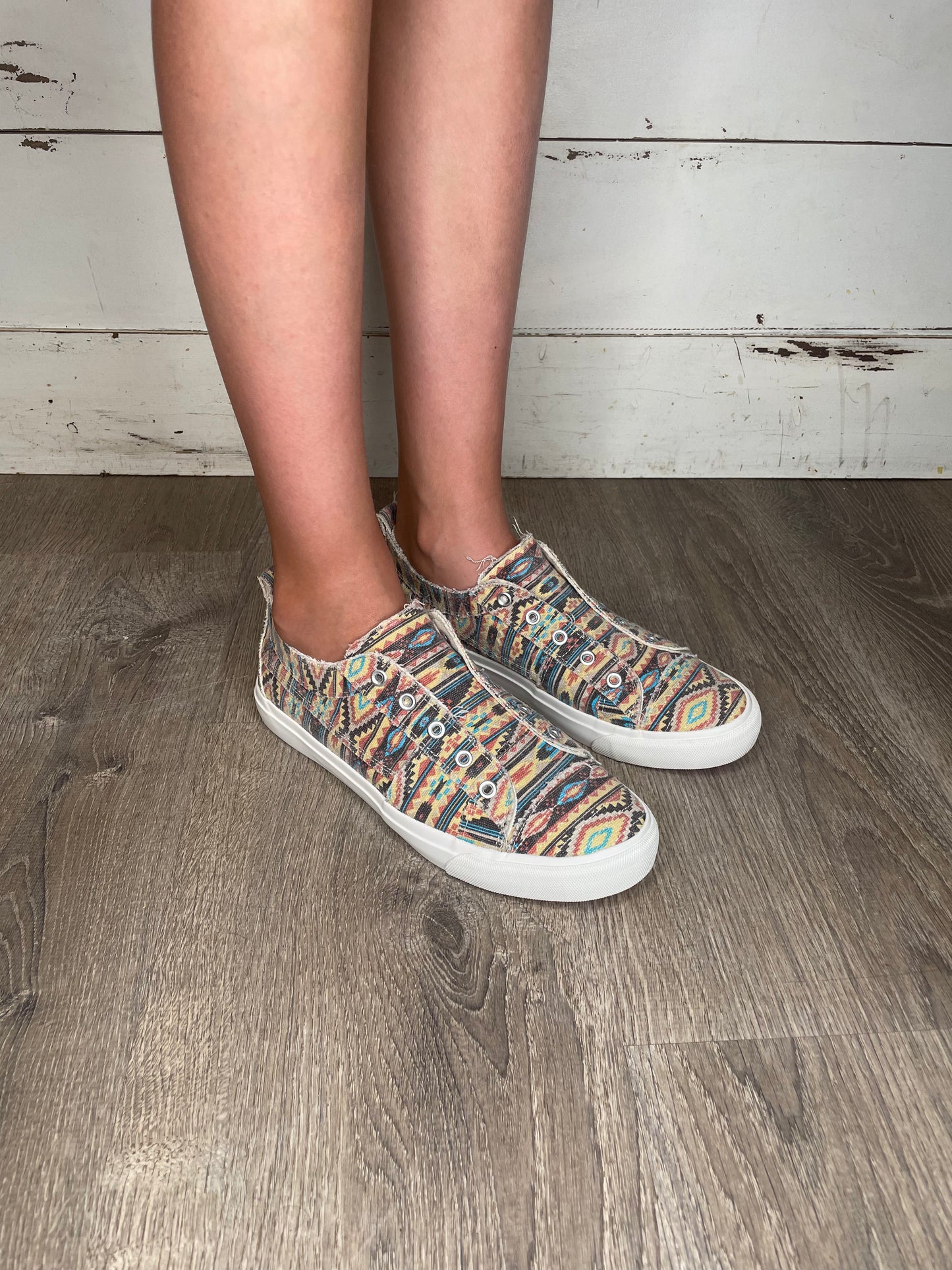 WOMENS PINK AZTEC SLIP ON FOOTWEAR
