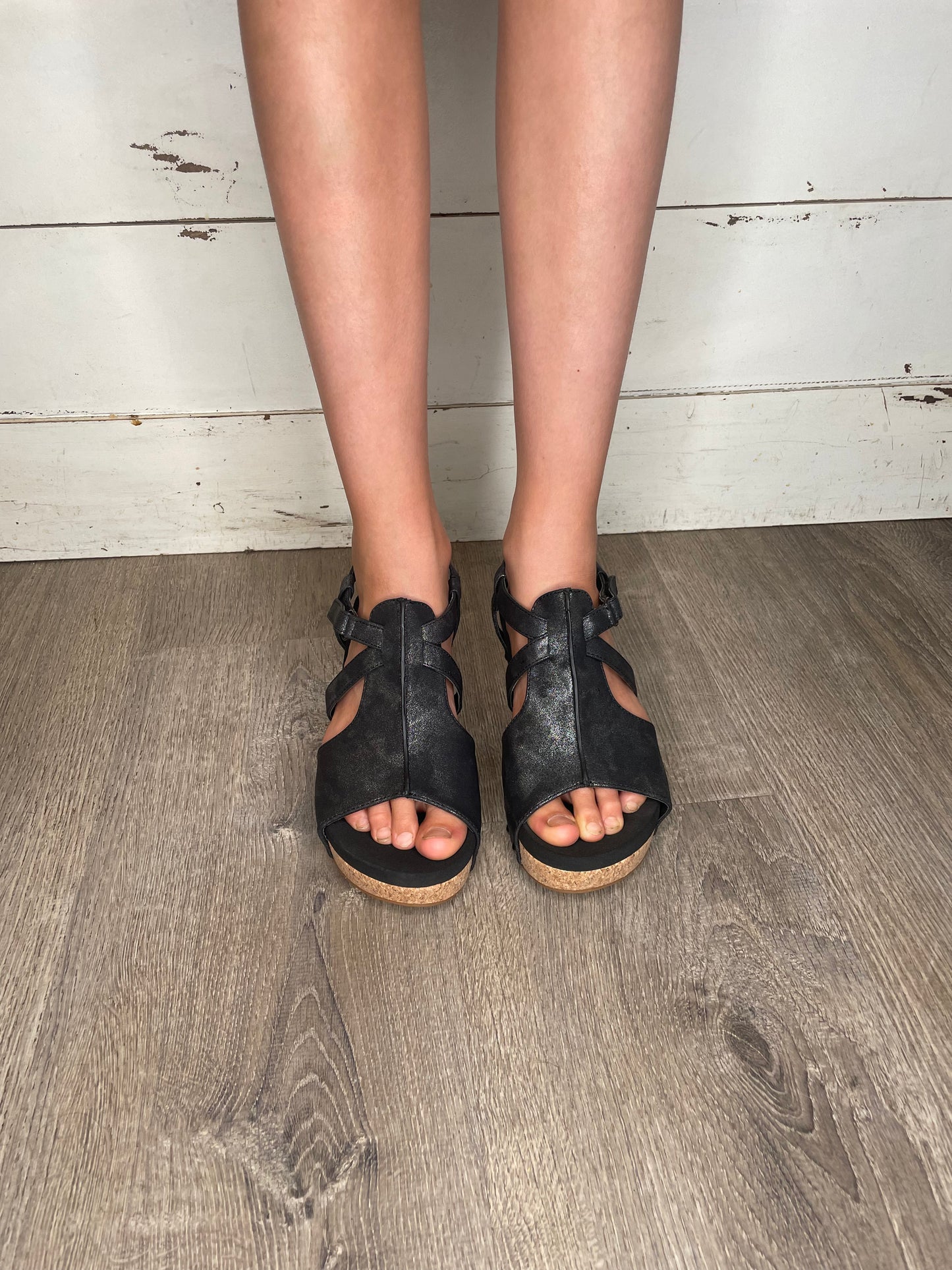 WOMENS BLACK METALLIC SANDAL