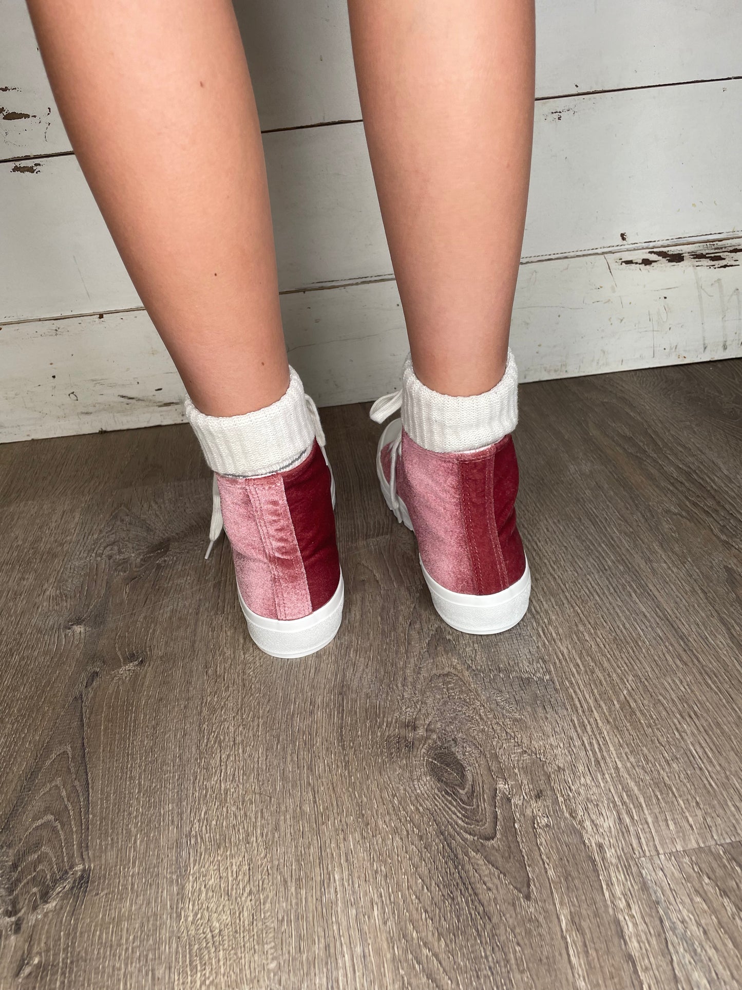 WOMENS BLUSH VELVET HIGH TOP FOOTWEAR