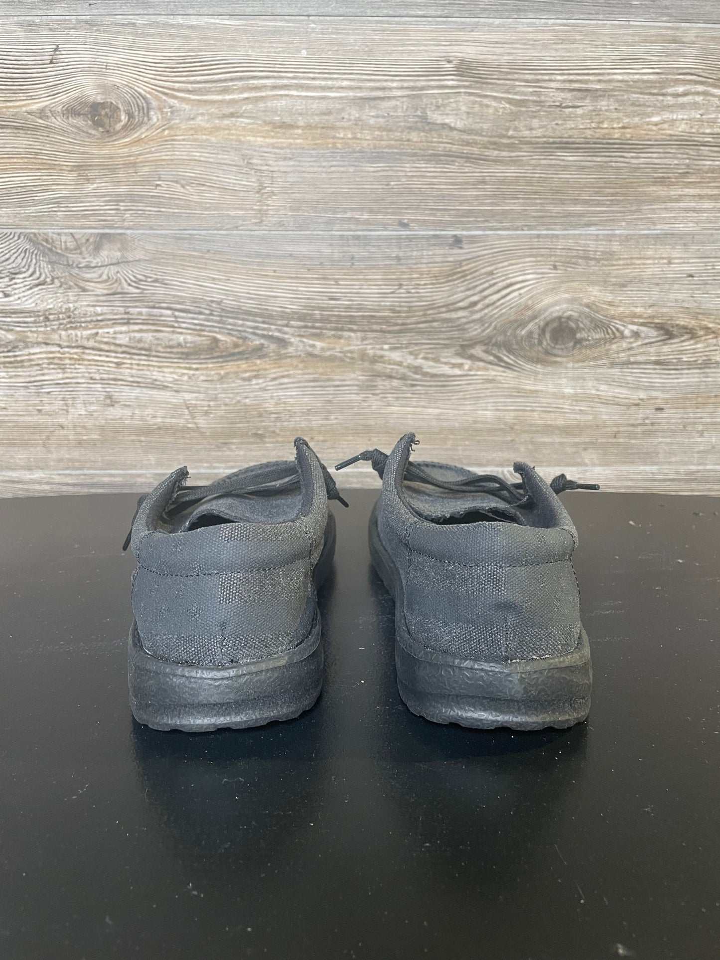 MEN’S LACED BLACK LOAFER SHOE