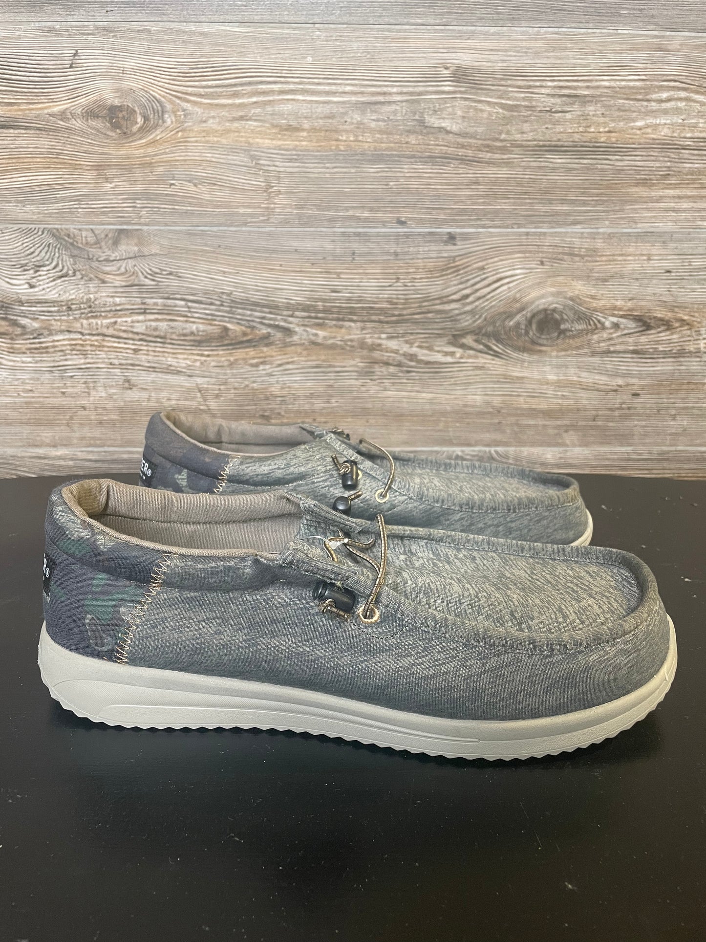 MEN’S LACED CAMO GREY LOAFER SHOE