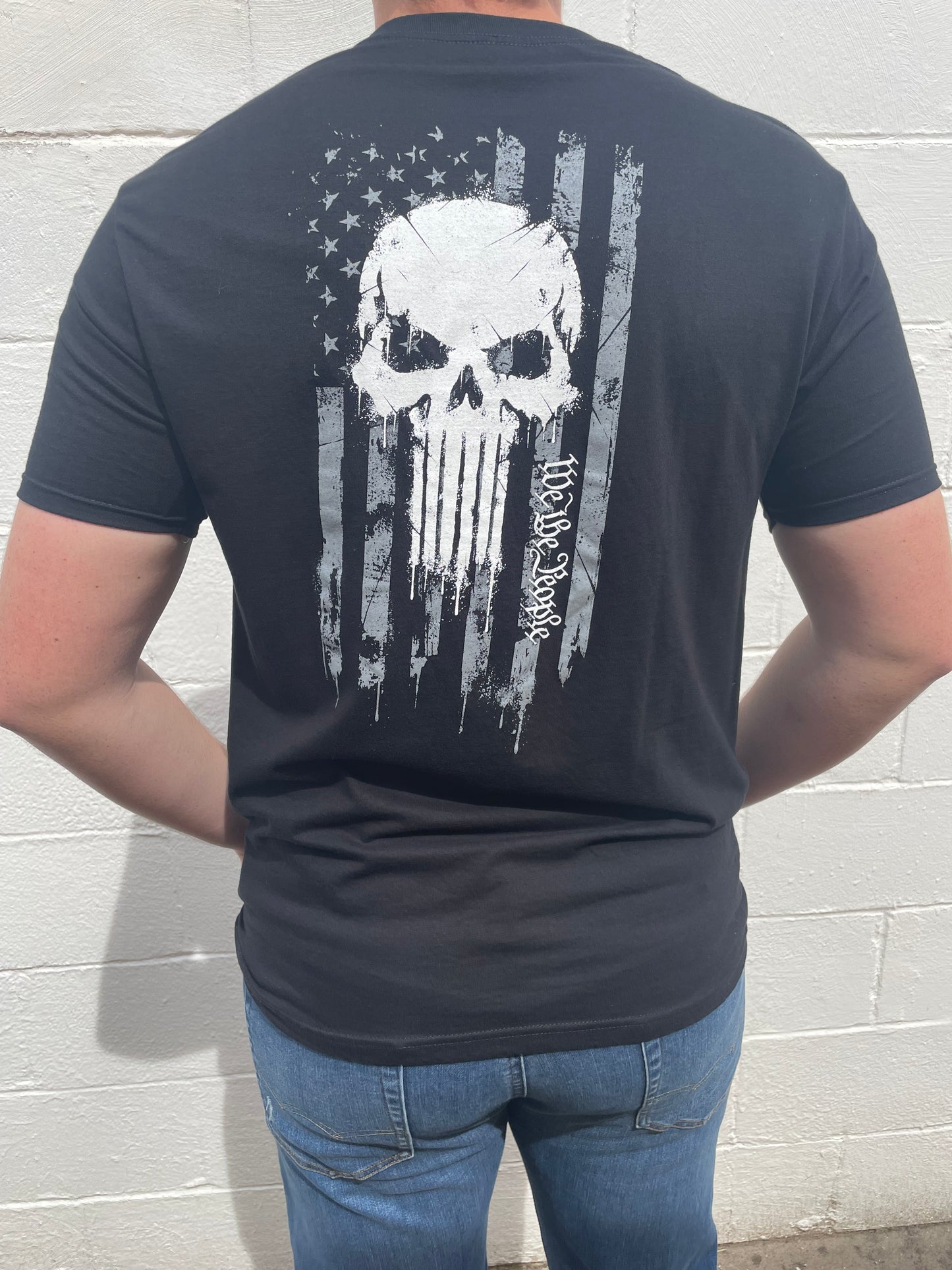 MEN'S BLACK SKULL GRAPHIC SHORT SLEEVE T-SHIRT