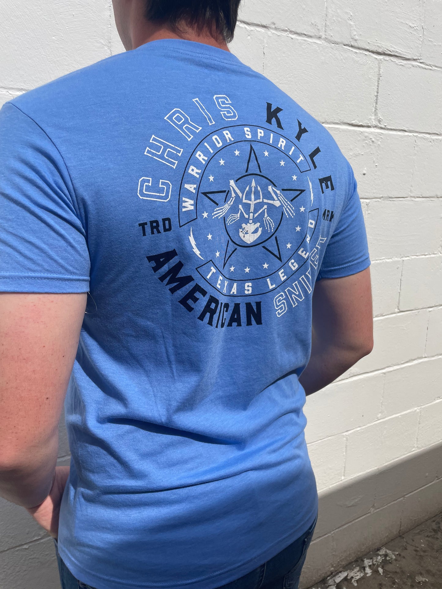 MEN'S MEDIUM BLUE GRAPHIC SHORT SLEEVE T-SHIRT