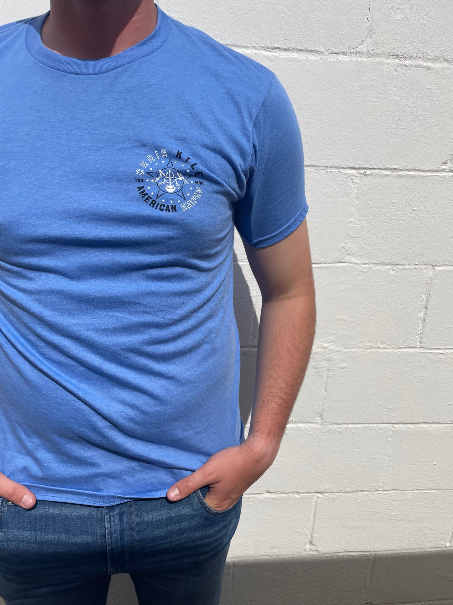 MEN'S MEDIUM BLUE GRAPHIC SHORT SLEEVE T-SHIRT