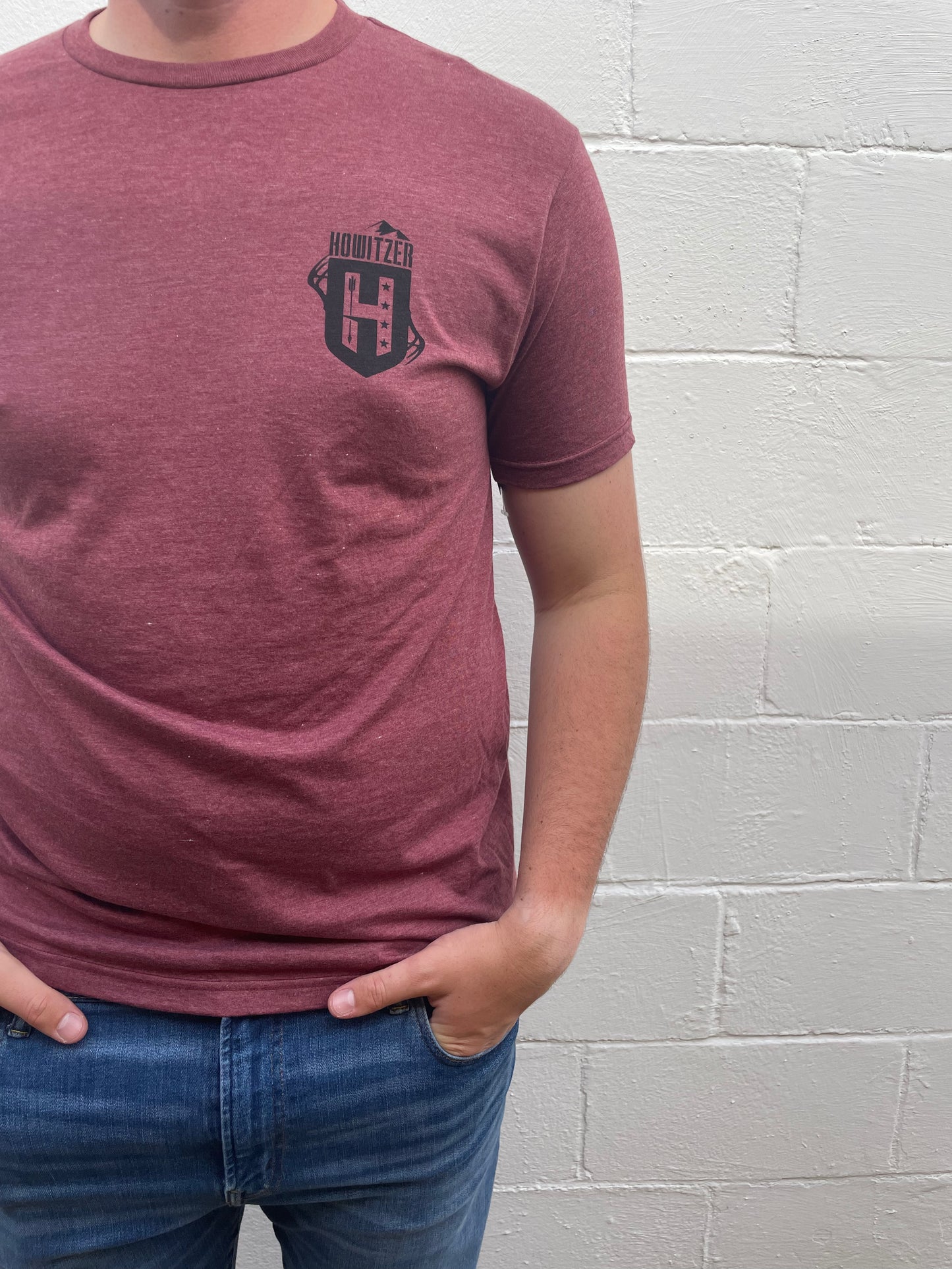 MEN'S MAROON SKULL GRAPHIC SHORT SLEEVE T-SHIRT