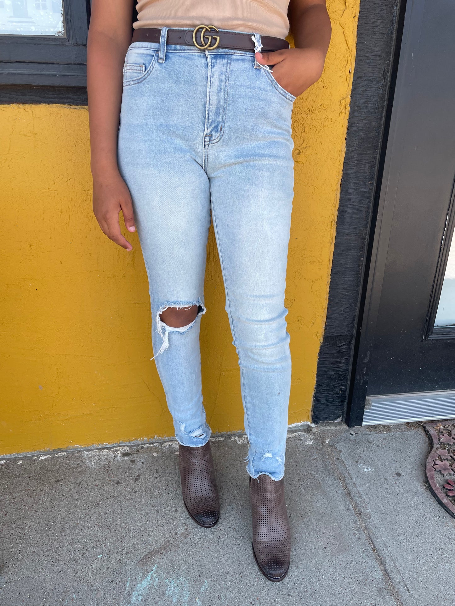 WOMENS DISTRESSED HIGH RISE SKINNY LIGHT BLUE JEANS