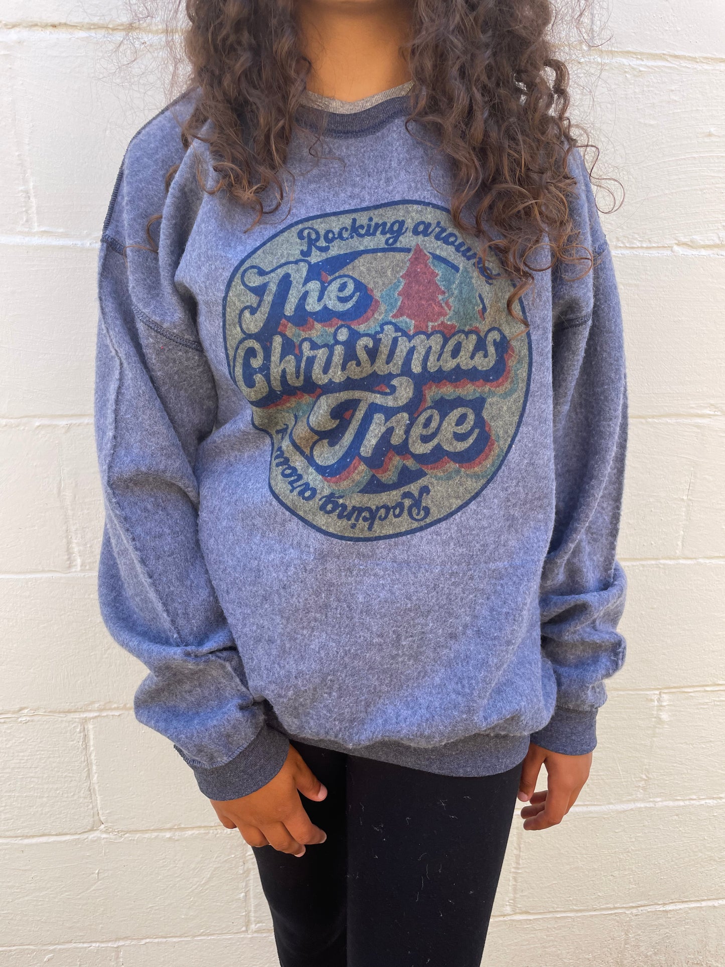 LONG SLEEVE GRAPHIC BRUSHED NAVY SWEATSHIRT