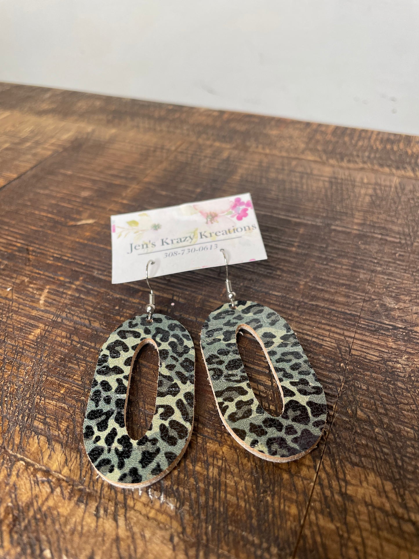 FAUX LEATHER LEOPARD PRINT EARRINGS