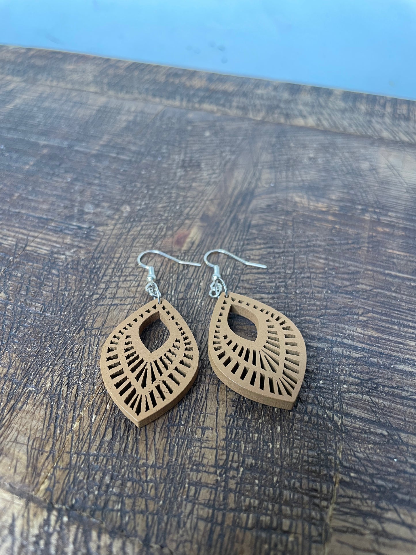 WOOD LASER CUT TEAR DROP EARRINGS