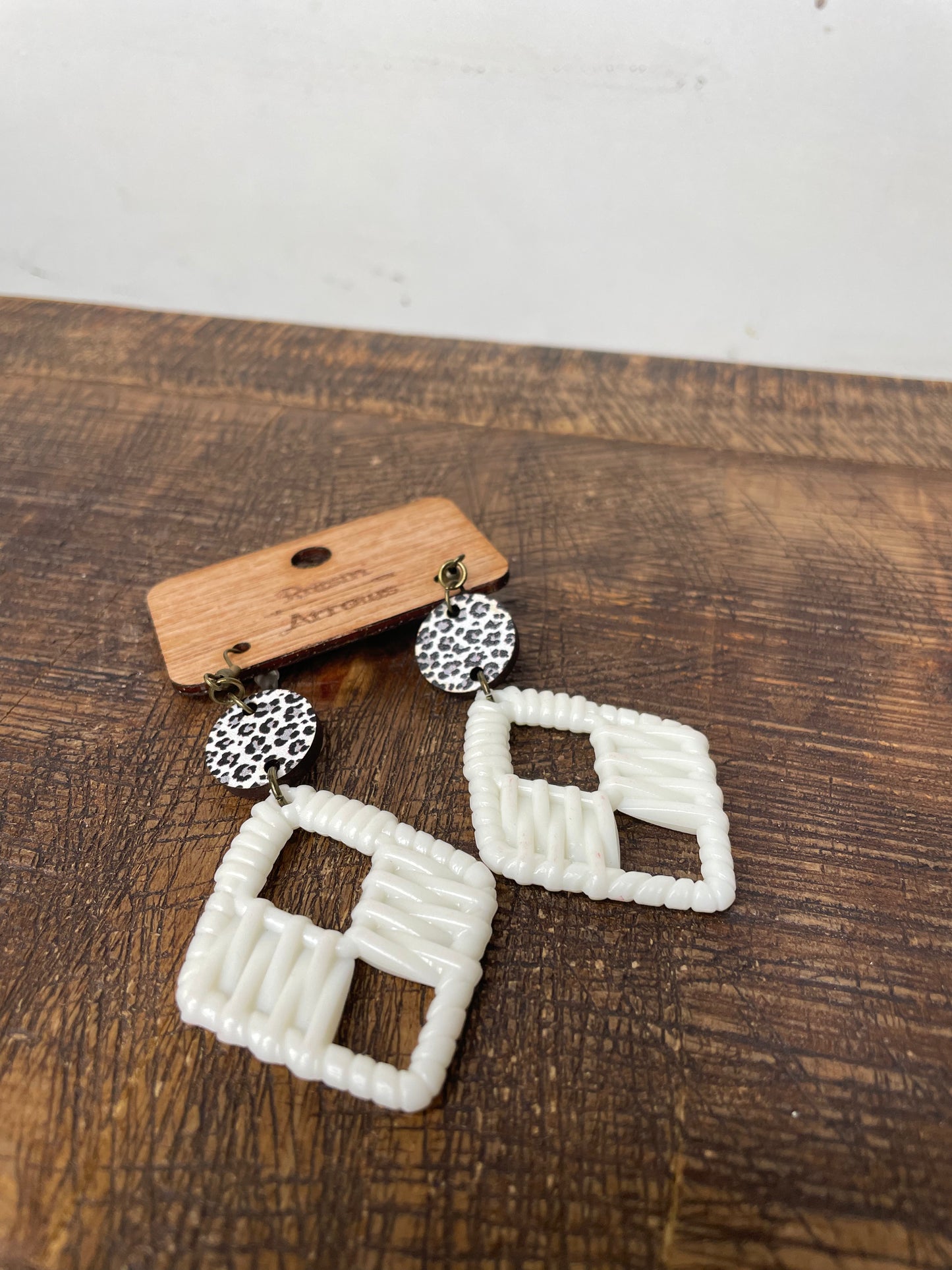 WHITE GEOMETRIC AND LEAPORD PRINT EARRINGS