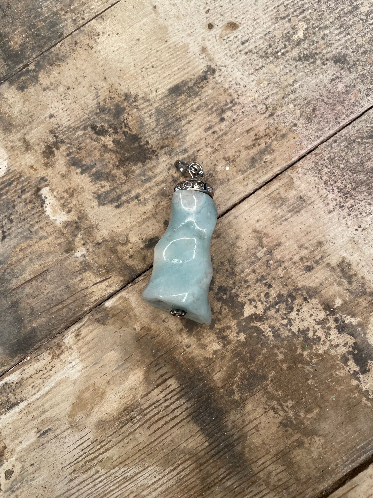 LIGHT BLUE MARBLED GEMSTONE NECKLACE CHARM