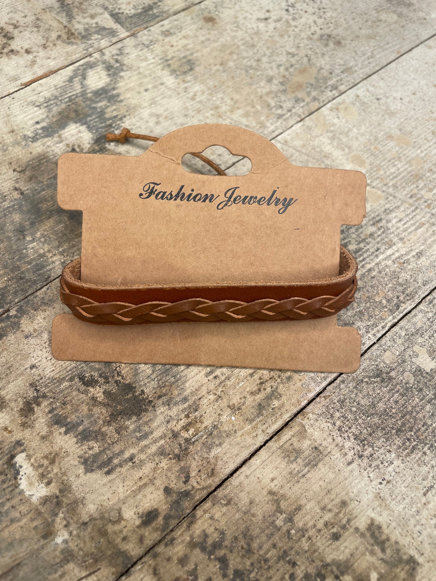 LEATHER WOVEN BRACELET