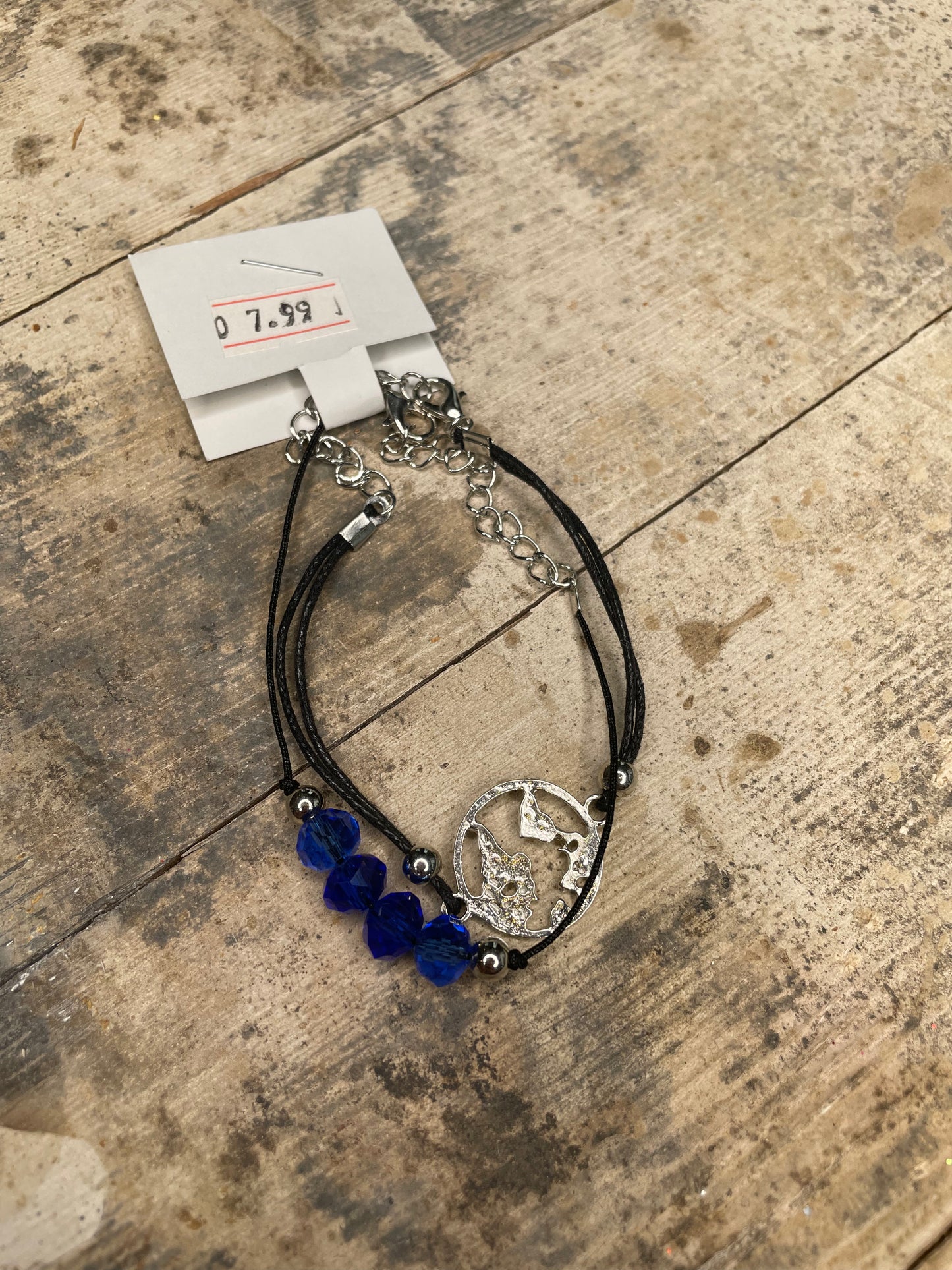 BLACK STRING/WORLD CHARM BLUE BEAD BRACELET