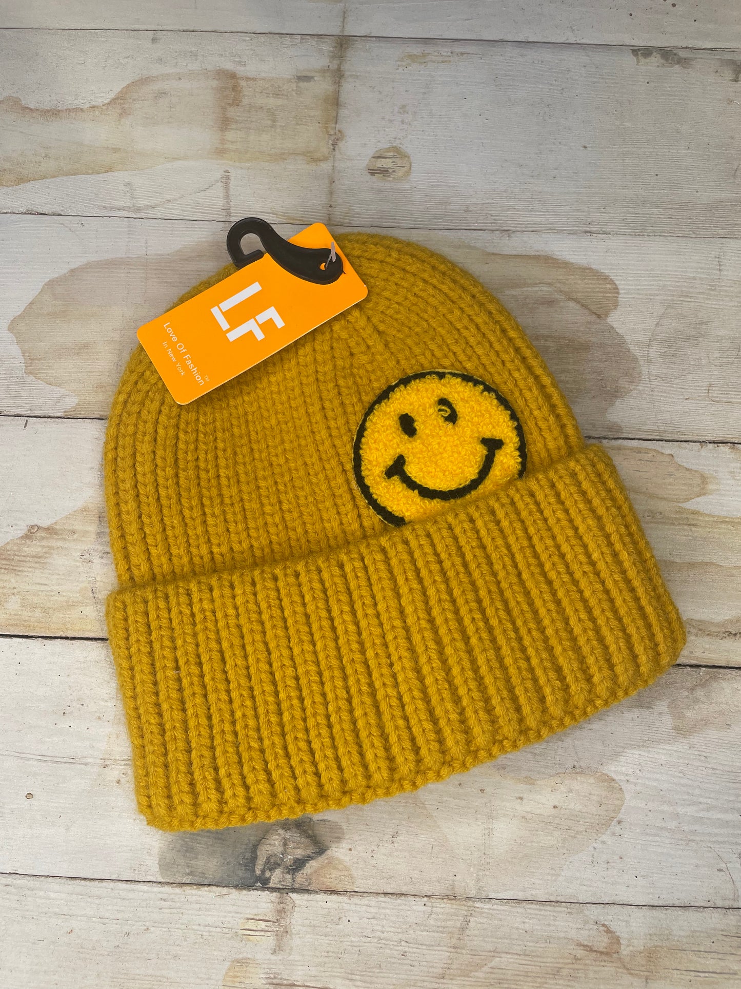 GOLD SMILEY FACE KNIT BEANIE