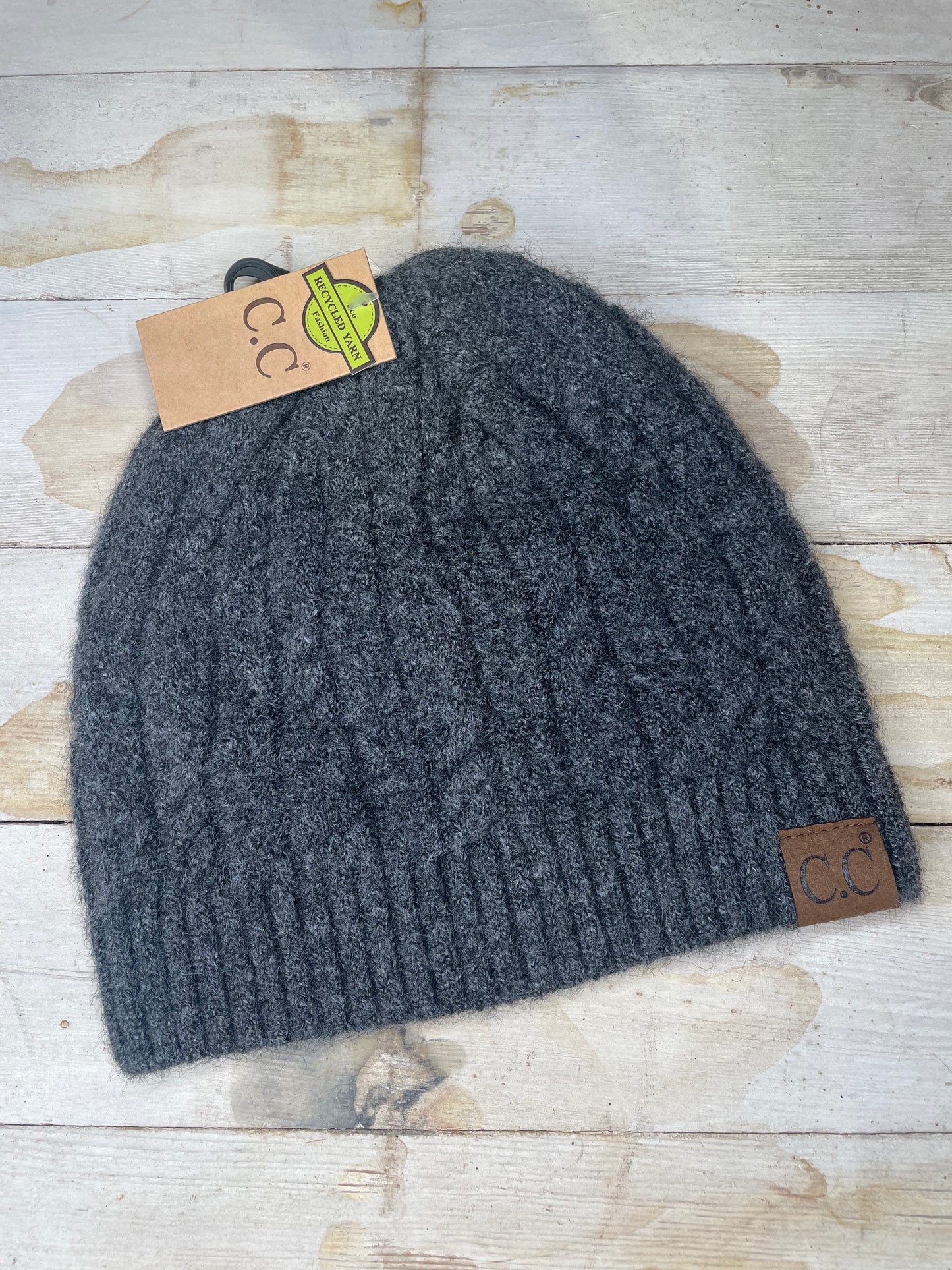 WOMENS RECYLCED YARN GRAY BEANIE