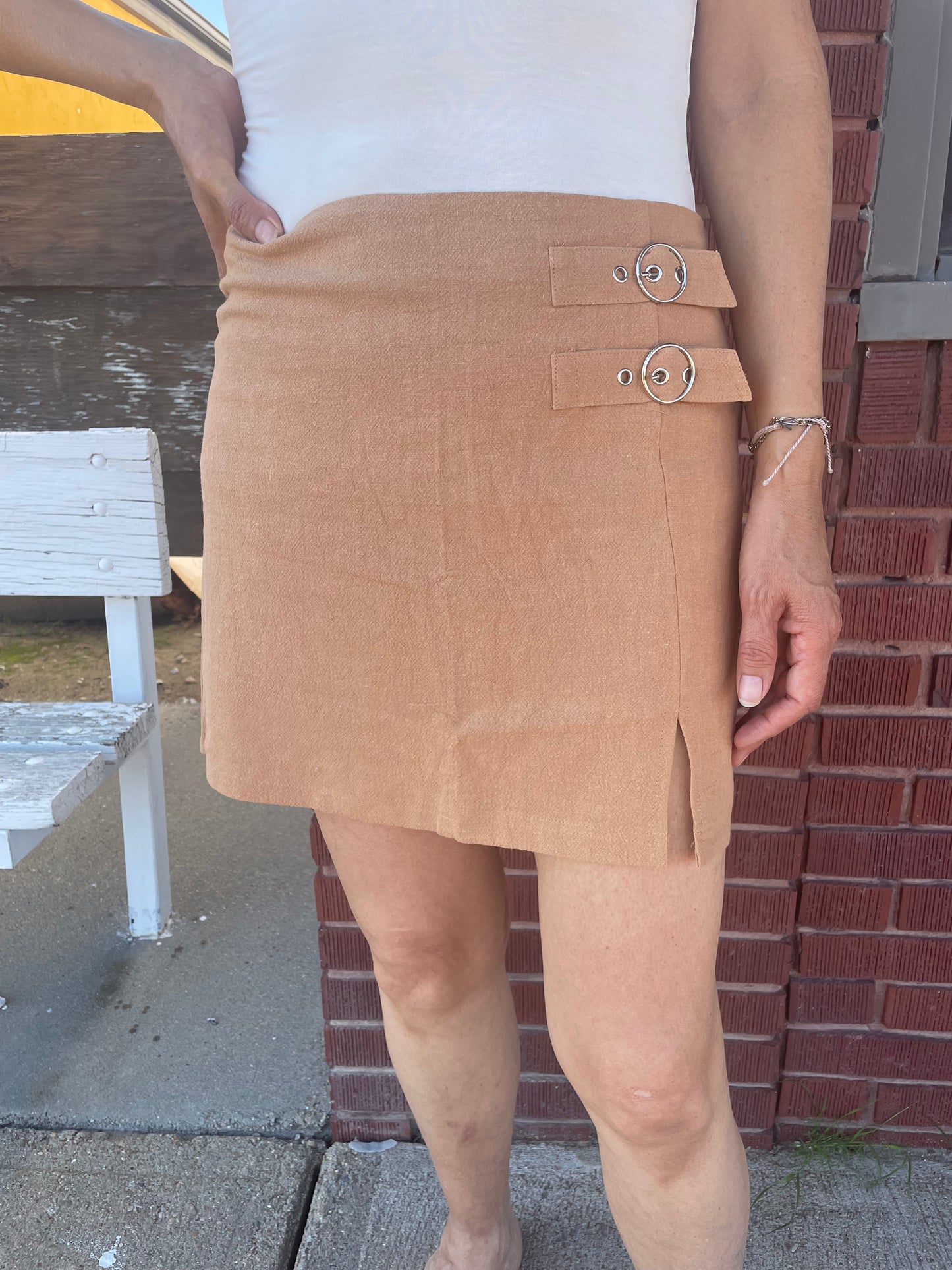 WOMENS CARAMEL LINEN MINI SKIRT