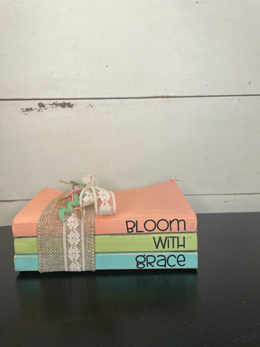 BLOOM WITH GRACE BOOK STACK