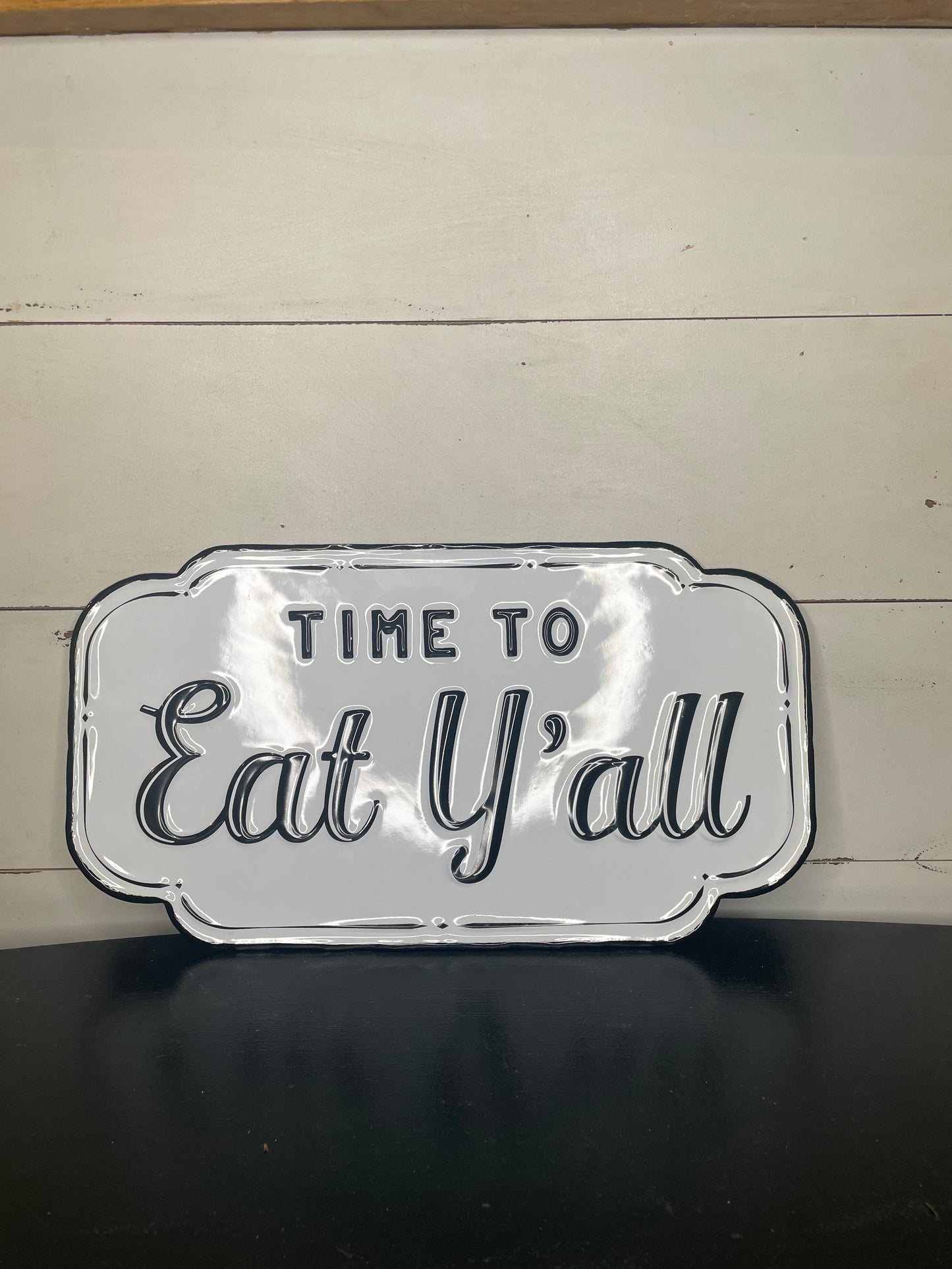 VINTAGE RETRO FARMHOUSE ENAMEL WALL PLAQUE