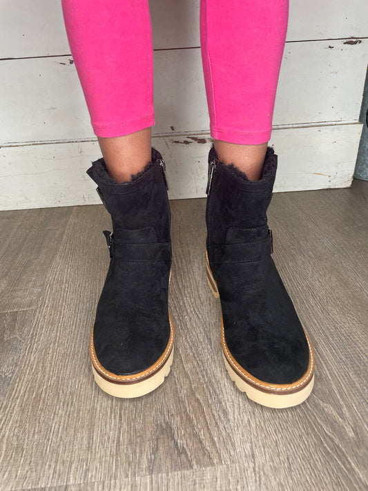 WOMENS BLACK SUEDE FUR LINED BOOTS