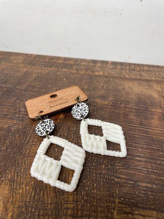 WHITE GEOMETRIC AND LEAPORD PRINT EARRINGS