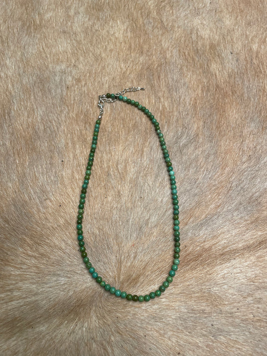 MARBLED JADE GREEN BEADED NECKLACE