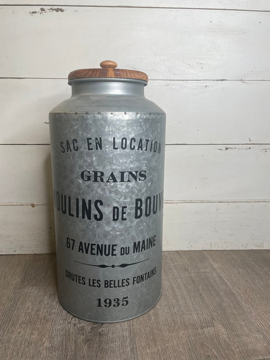 VINTAGE METAL CONTAINER WITH WOOD LID